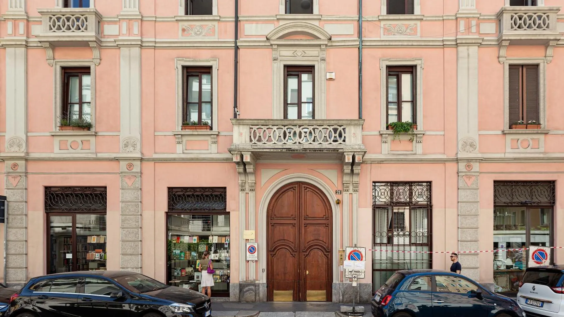 Sant\'Ambrogio Design Apartment location